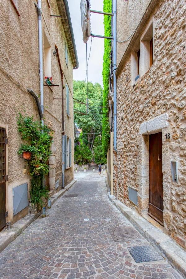 2-Star Apartment Close To Beaches And All Amenities Antibes Dış mekan fotoğraf